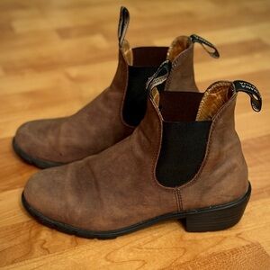 Blundstone Heeled Leather Boots - size 10